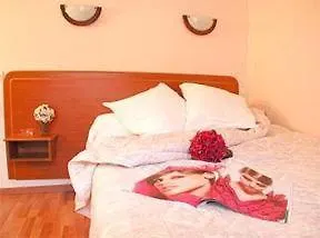 Saint Quentin Otel 2*