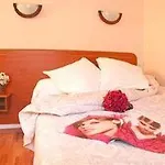 Saint Quentin Hotel 2*